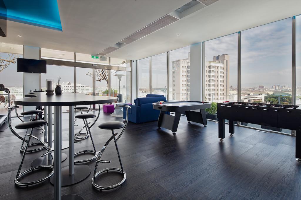 Hotel 7 Тайджун Екстериор снимка