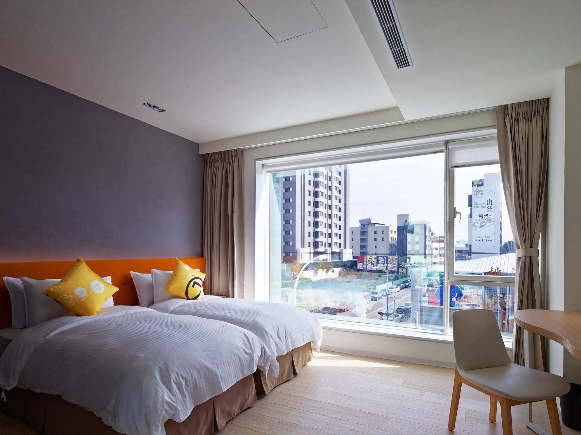 Hotel 7 Тайджун Екстериор снимка